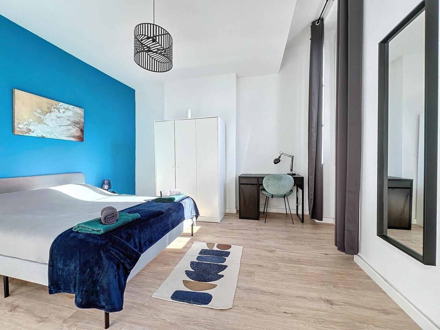 Grand Appartement Central - Trois Chambres - Les Freres De La Loc' Marseille Bagian luar foto